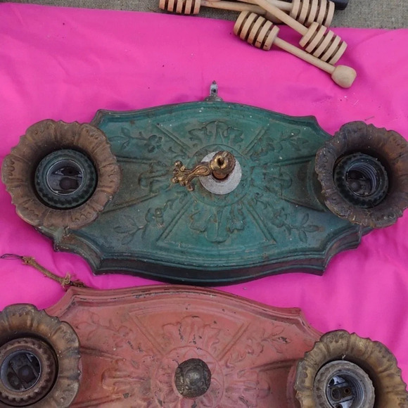 1920's Art Deco Light Fixture Pair - Picture 2 of 6